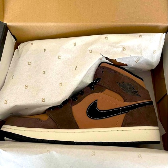 Jordan Other - Air Jordan 1 mid chocolate brown size 13